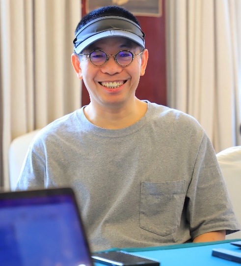 股票配资导航网 文科要凉？醒醒！AI 时代才是它的春天